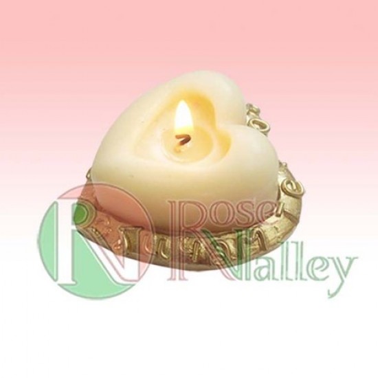 HEART-SHAPED SCENTED CANDLE WITH AROMA ROSE